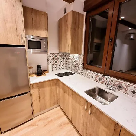 Berrueta , Plaza Mayor By Albany Apartament León