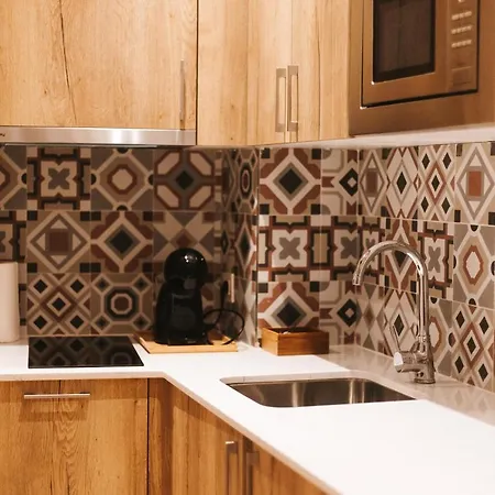 Berrueta , Plaza Mayor By Albany *