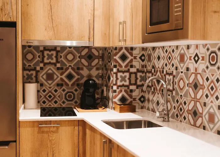 Berrueta , Plaza Mayor By Albany *